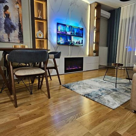 Anika Luxury Apartment At Diamond Center スコピエ エクステリア 写真
