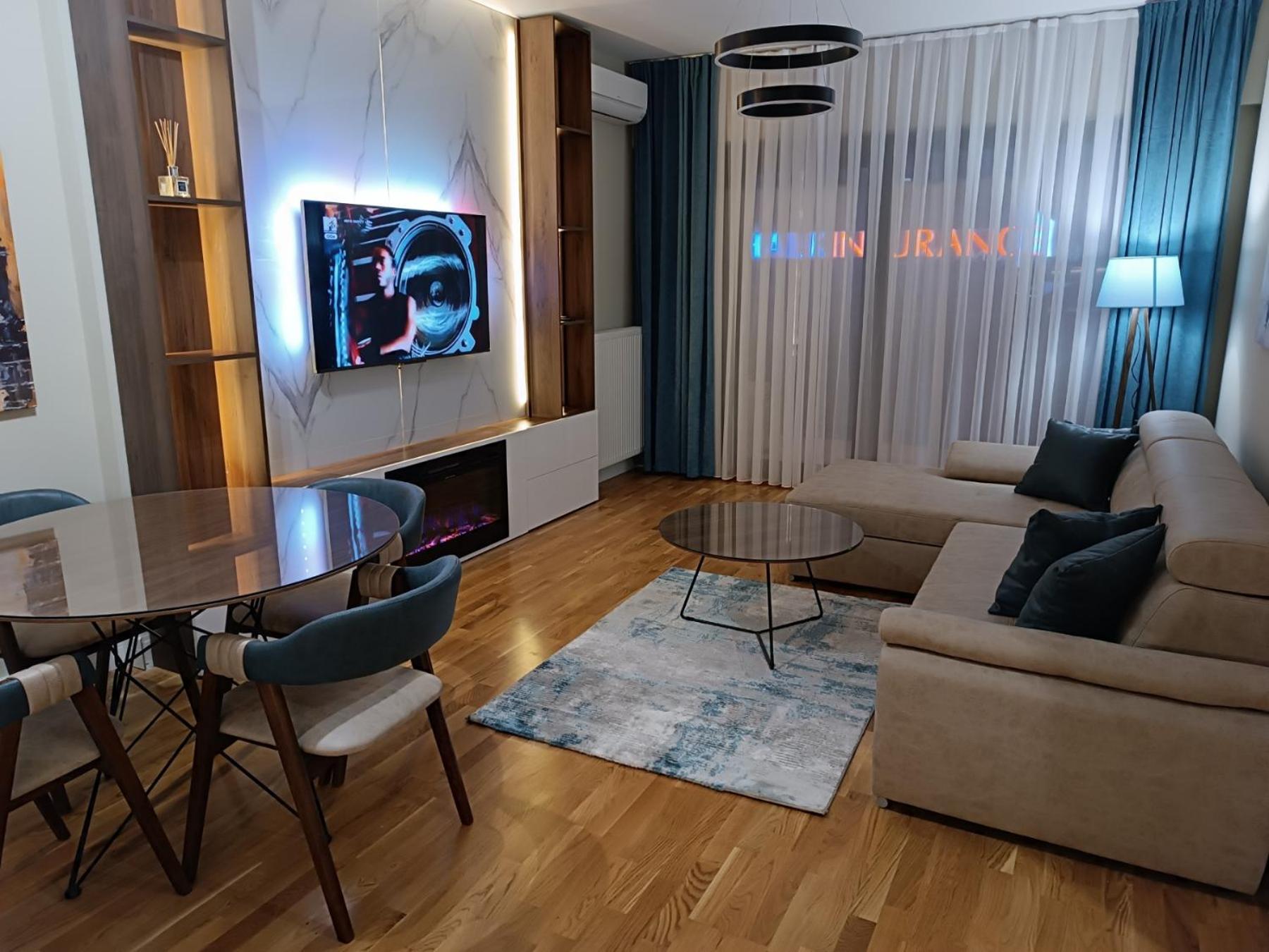 Anika Luxury Apartment At Diamond Center スコピエ エクステリア 写真