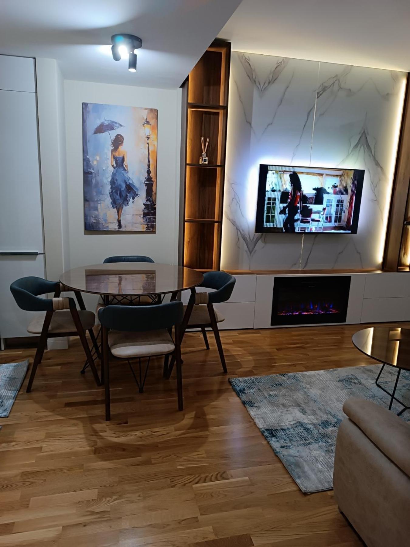 Anika Luxury Apartment At Diamond Center スコピエ エクステリア 写真