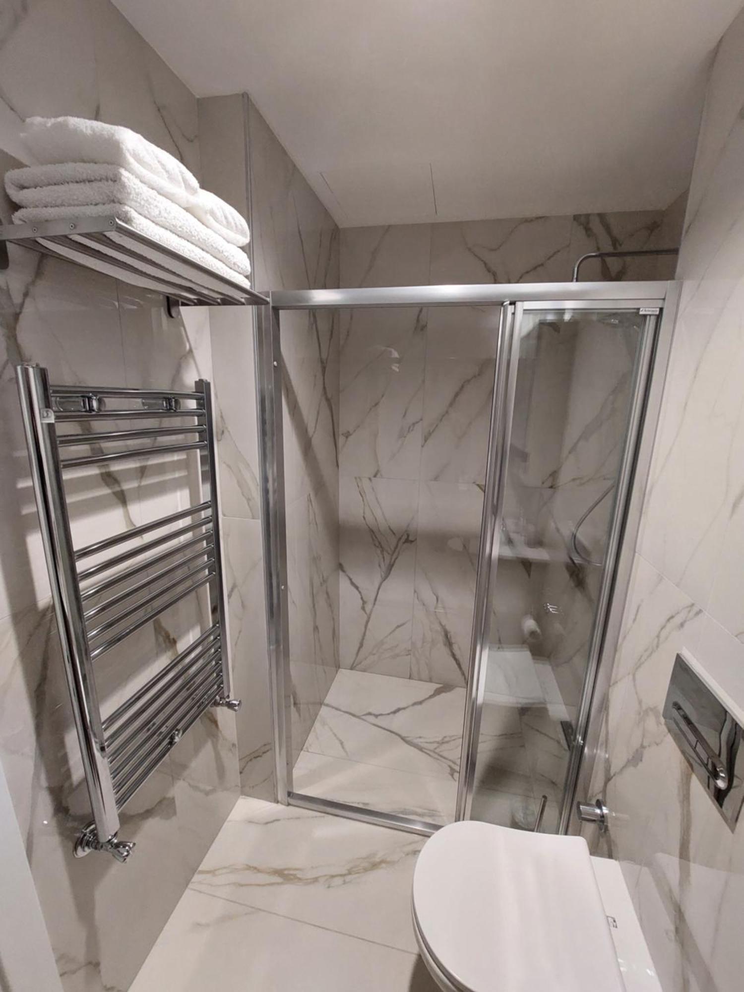 Anika Luxury Apartment At Diamond Center スコピエ エクステリア 写真